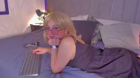 hidori_rem online show from May 2026 03:24:01 AM