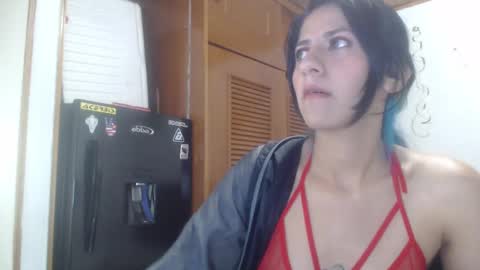 hilaril18 online show from December 2024 04:17:02 AM