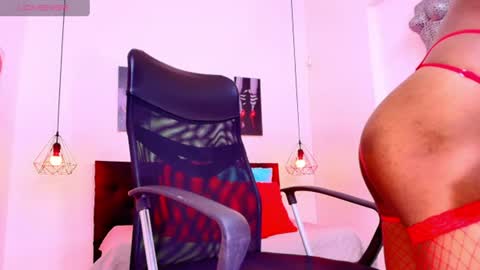 Snapshot of hilary_banks1 chatting on June 2026 05:45:02 AM hilary banks online show from June 2026 05:45:02 AM