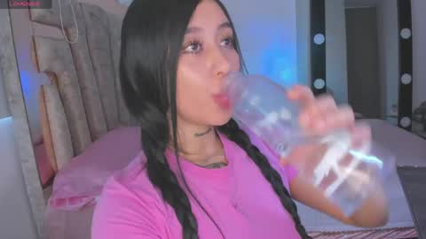 LUNA new account  FOLLOW ME online show from April 2026 03:24:02 PM