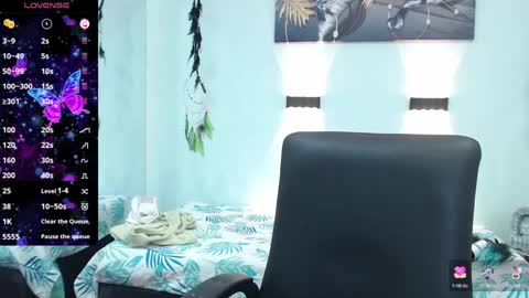 H I L A R Y online show from January 2025 05:55:01 AM