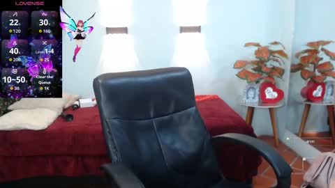 H I L A R Y online show from October 2025 02:54:01 AM