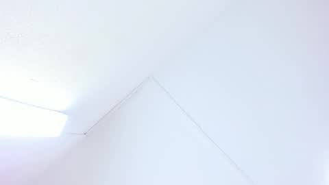 Hilary Thomsom online show from January 2026 01:04:01 PM