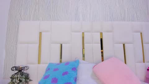 Hillary online show from December 2025 10:42:01 AM