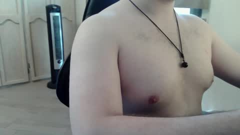 Himbo fox online show from June 2026 12:24:01 AM
