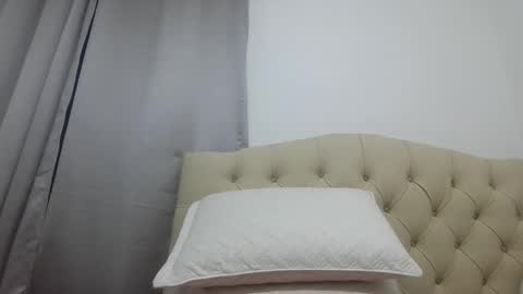 Hi moreno online show from September 2025 01:42:02 AM