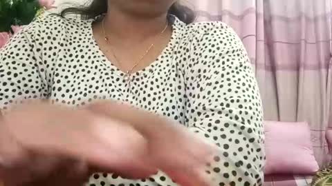 himuhimu22 online show from February 2025 03:18:01 PM