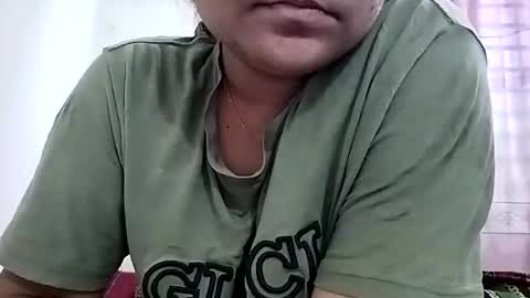 himuhimu22 online show from December 2025 06:39:02 AM