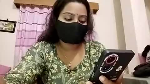 himuhimu22 online show from April 2026 08:50:01 PM