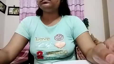 himuhimu22 online show from May 2026 02:45:01 PM