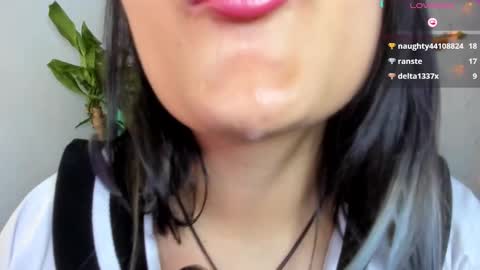 Snapshot of hinata_21_ chatting on January 2025 10:13:02 PM hinata online show from January 2025 10:13:02 PM