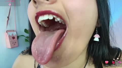 Snapshot of hinata_21_ chatting on October 2025 09:05:02 PM hinata online show from October 2025 09:05:02 PM