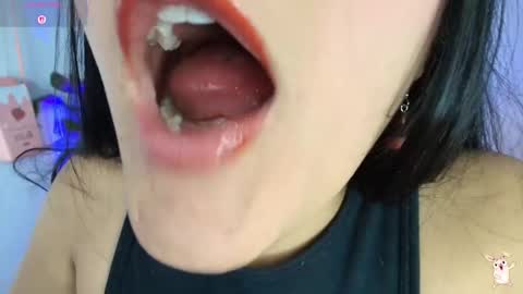 Snapshot of hinata_21_ chatting on November 2025 08:52:01 PM hinata online show from November 2025 08:52:01 PM