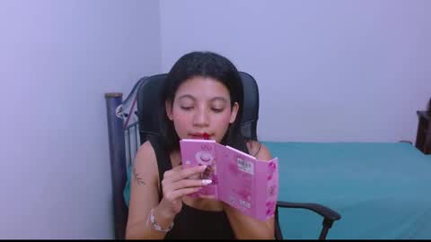      0600AM-1100AM - online show from October 2025 02:15:01 AM