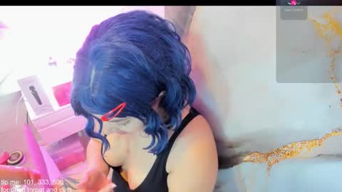 hinata_dolly online show from November 2025 10:15:01 AM