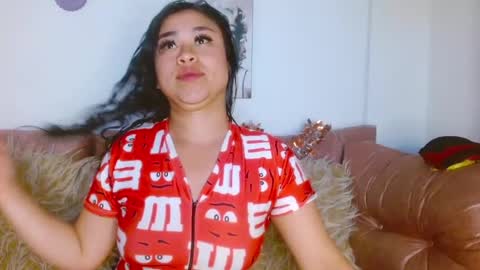 Snapshot of hinataleecs chatting on December 2024 11:18:02 PM hinata lee online show from December 2024 11:18:02 PM