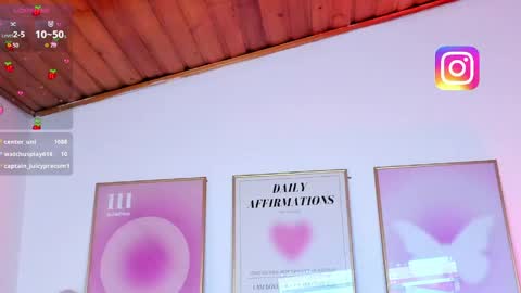  Karol  Independent Model online show from April 2026 12:16:02 AM