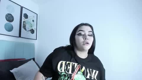 Hinazuru online show from March 2026 07:09:01 PM