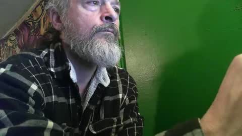 hippiedad333 online show from January 2026 12:13:02 AM