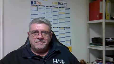 Snapshot of hippopotame17 chatting on December 2024 12:28:02 PM hippo online show from December 2024 12:28:02 PM