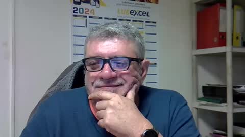 Snapshot of hippopotame17 chatting on December 2024 11:22:02 AM hippo online show from December 2024 11:22:02 AM