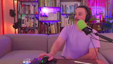 Snapshot of hipstertrashdumpsterfire chatting on June 2026 08:35:02 PM HipsterTrash Clark one half of Task Manager online show from June 2026 08:35:02 PM