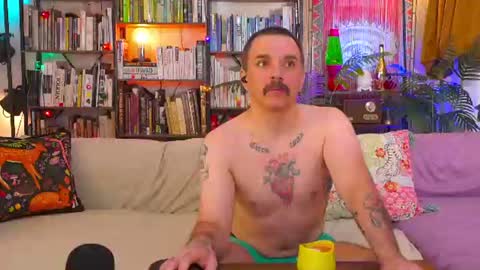 Snapshot of hipstertrashdumpsterfire chatting on July 2026 07:47:01 AM HipsterTrash Clark one half of Task Manager online show from July 2026 07:47:01 AM