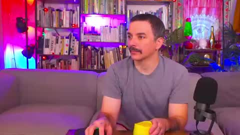 Snapshot of hipstertrashdumpsterfire chatting on July 2026 08:01:02 AM HipsterTrash Clark one half of Task Manager online show from July 2026 08:01:02 AM