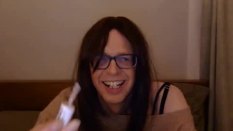 HiRiley online show from October 2025 10:00:01 PM