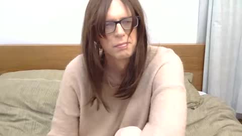 HiRiley online show from November 2025 09:37:01 PM