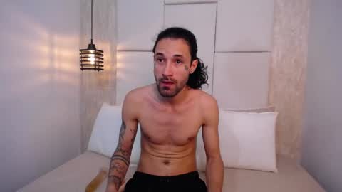 Hisoka online show from September 2025 07:30:02 PM