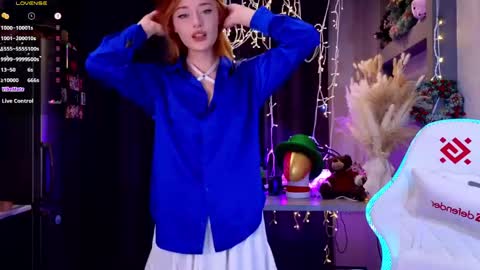 Ella online show from March 2026 07:30:02 PM