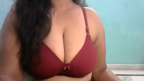 hisslust online show from April 2026 08:57:01 PM