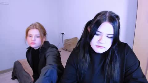 Dina online show from November 2025 08:03:01 AM