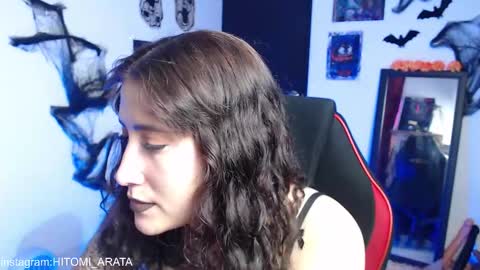 Hitomi Arata online show from November 2025 08:41:02 PM