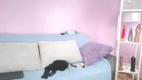 hiyakasudere_ online show from November 2025 06:39:01 PM