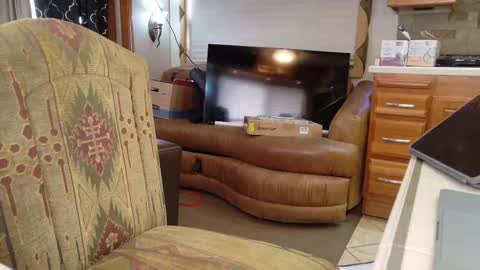 Snapshot of hnic9999 chatting on February 2025 10:21:01 PM Nick online show from February 2025 10:21:01 PM