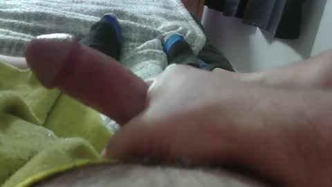 Snapshot of hockey911a chatting on December 2024 08:15:01 PM hockey911a online show from December 2024 08:15:01 PM