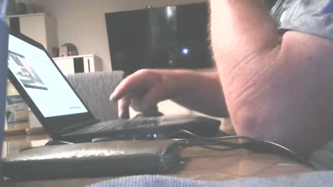 Snapshot of hofnung chatting on June 2026 03:58:02 PM hofnung online show from June 2026 03:58:02 PM