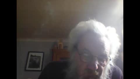 Snapshot of hogrider72 chatting on January 2026 01:15:02 PM hogrider72 online show from January 2026 01:15:02 PM
