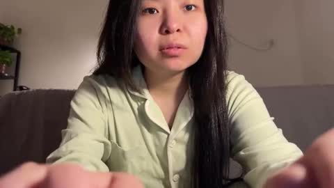 Snapshot of hola_sunflower chatting on December 2025 03:17:01 PM amy online show from December 2025 03:17:01 PM