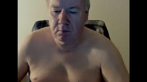 Holger online show from October 2025 04:07:02 PM