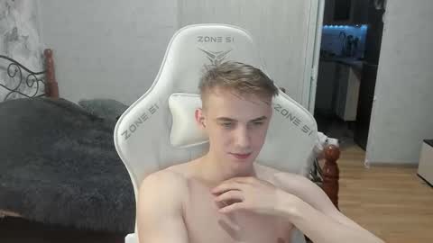 Extaz  Athrey  Howard online show from September 2025 11:37:01 PM