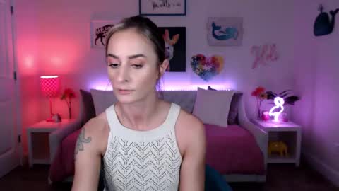 Holi Hurricane online show from February 2025 03:29:02 AM