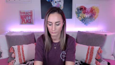 Holi Hurricane online show from November 2025 03:38:01 AM