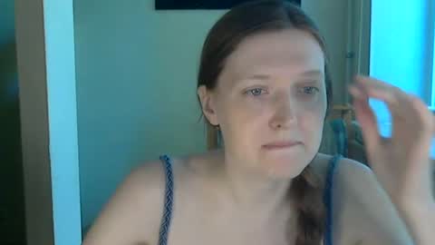 holistic_woman online show from June 2026 10:29:01 AM