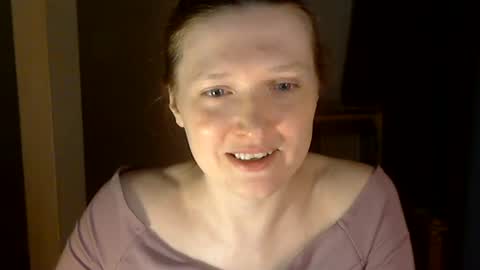 holistic_woman online show from June 2026 09:08:02 PM