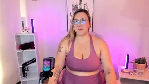 Hollie online show from March 2026 12:22:01 PM