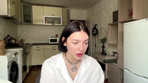 Sofia online show from February 2026 05:17:02 AM