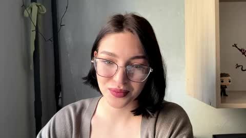 Sofia online show from April 2026 05:12:02 AM